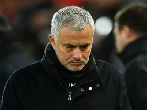 Sốc! Mourinho không biết Ed Woodward sẽ đưa ra quyết định sa thải