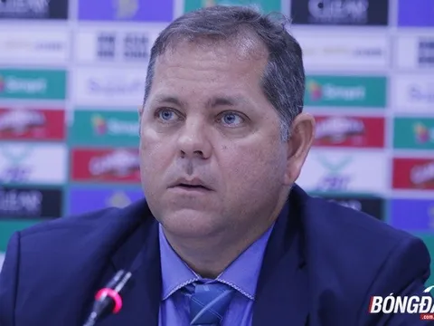 Thua đậm ĐT Việt Nam, HLV Campuchia từ chức