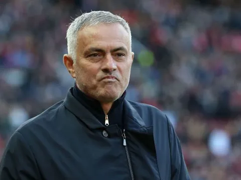 Sau tất cả, HLV Mourinho đã chọn xong trung vệ cần mua