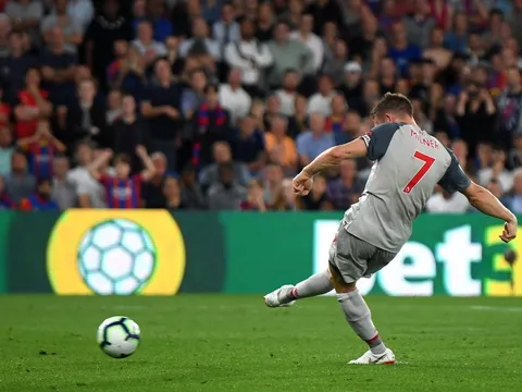 Milner lại ghi bàn, tấm gương dành cho Messi