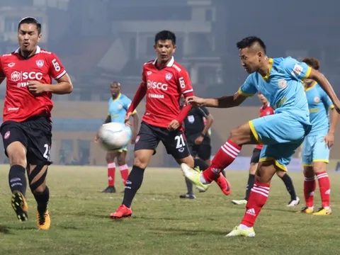 HLV Muangthong United đánh giá cao tinh thần thi đấu của S.Khánh Hòa