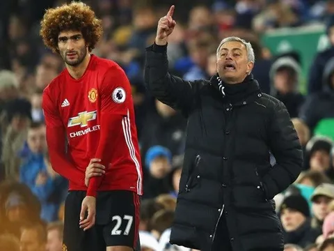 Jose Mourinho: Man United không thể sống khoẻ chỉ bằng “hai Messi lạ”