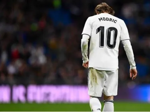 Chấm điểm Real Madrid trận Real Sociedad: Modric chỉ còn là quá khứ