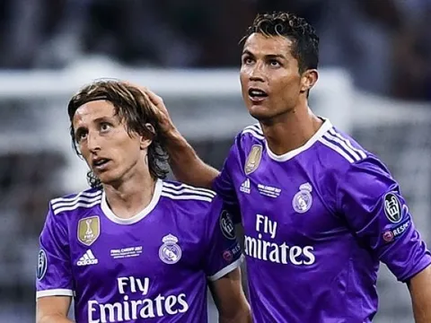 Modric lại ám ảnh của Ronaldo ở giải thưởng FIFA