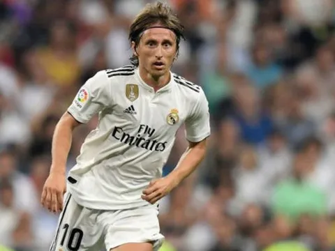 Modric nổi loạn tại Real, Inter vào cuộc