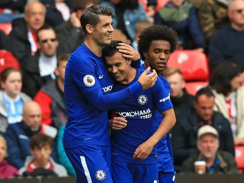 Morata giúp Chelsea áp sát Arsenal về số pha hat-trick
