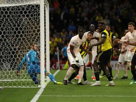 'Một tay che trời', De Gea mang về chiến thắng thứ 3 cho Man United