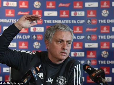 Lý do Mourinho là 'cái gai' trong mắt làng túc cầu: Tài năng hơn người, tính cách khác người