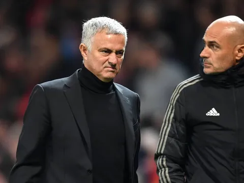 Mourinho gây sốc: Quá khó để United đạt đến đẳng cấp của Juve, Man City