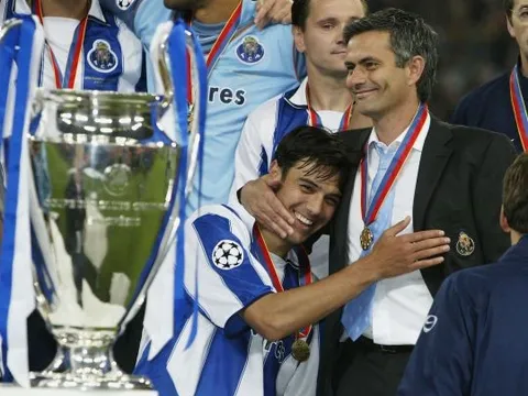 Chủ tịch Porto hé lộ tin nhắn đặc biệt từ Jose Mourinho