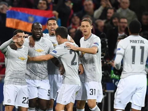 Mourinho bất ngờ với sự mạnh mẽ của Man Utd