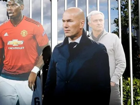 Mourinho chưa đi, Zidane đã có mặt tại Old Trafford