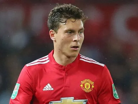 Mourinho có sẵn kế hoạch cho Victor Lindelof
