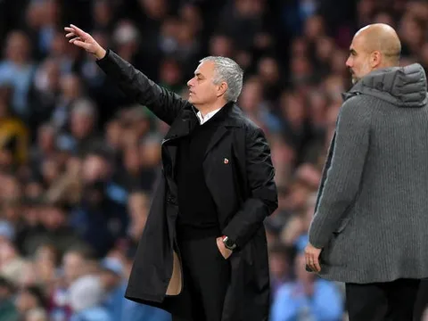 So sánh Mourinho với Guardiola, Maradona đưa ra nhận định gây tranh cãi