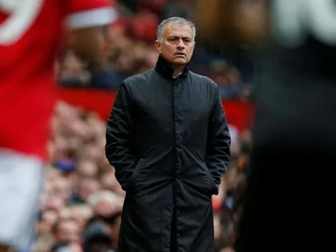 Mourinho đi không lo, MU chỉ sợ Pochettino không đến