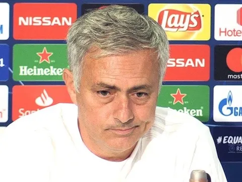 Mourinho lý giải về 4 sự thay đổi trước Wolves