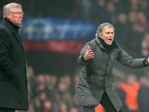 Mourinho muốn trở thành Sir Alex? Không hề khó!