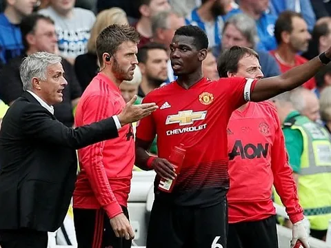 Mourinho nổi đóa: "Cậu ta phải trả lời bằng lời nói của mình"