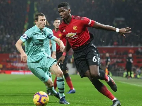 Mourinho nói gì về màn thể hiện của Pogba sau khi vào sân?