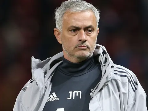 Mourinho: "Tháng 10, nhà vô địch sẽ lộ diện"