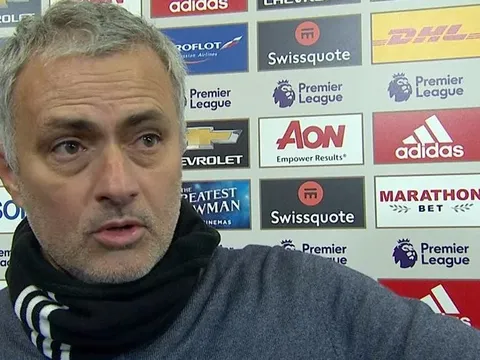 Mourinho thề BÁM ĐUỔI Man City: Không đua vô địch, tôi còn ở đây làm gì?