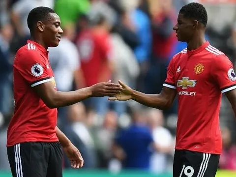 Mourinho thừa nhận Rashford và Martial khó thể chơi cùng nhau