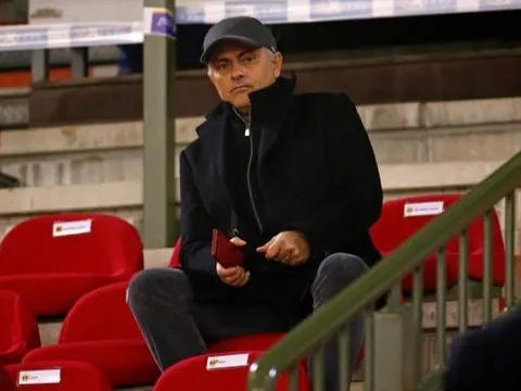 Xong, Mourinho xác nhận lý do dự khán trận Bỉ - Iceland
