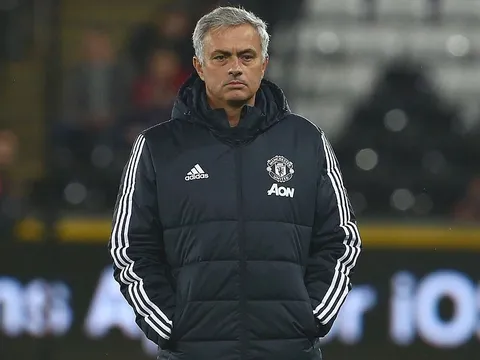 Có một Mourinho 'không cảm xúc' trước Swansea