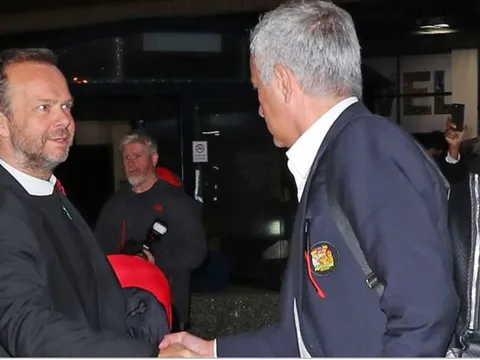 Mourinho và Ed Woodward cùng thống nhất về 1 vấn đề