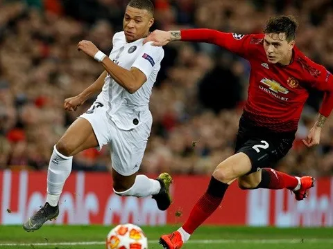 Vì sao MU thua trắng PSG 0-2 ngay tại Old Trafford?