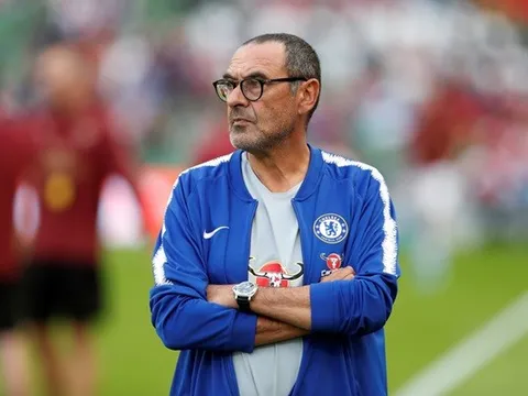 Chelsea khởi đầu như mơ, HLV Sarri vẫn “mất ăn, mất ngủ”