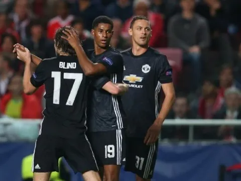 Kịch bản khó tin khiến MU đánh bại Benfica vẫn có thể bị loại