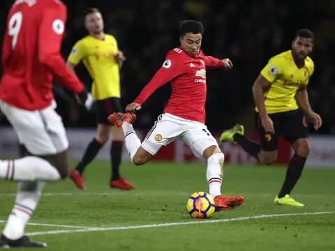 MU chiến thắng: Nụ cười trong nỗi sợ hãi