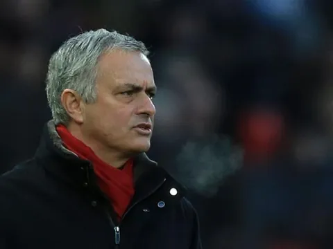 M.U bị Burnley cầm hòa tại Old Trafford: Nguy thật rồi Mourinho