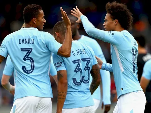 'Mùa giải còn dài, Man City đừng vội mừng'