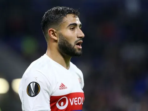 Mua sao Lyon, Arsenal duyệt chi 60 triệu bảng
