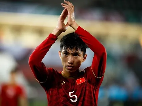 Không có chuyện Đoàn Văn Hậu tới CLB Muangthong cùng Đặng Văn Lâm