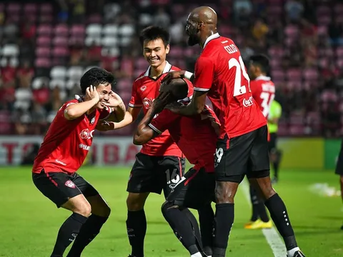 Muangthong United - đội bóng chiêu mộ Đặng Văn Lâm - giàu cỡ nào?