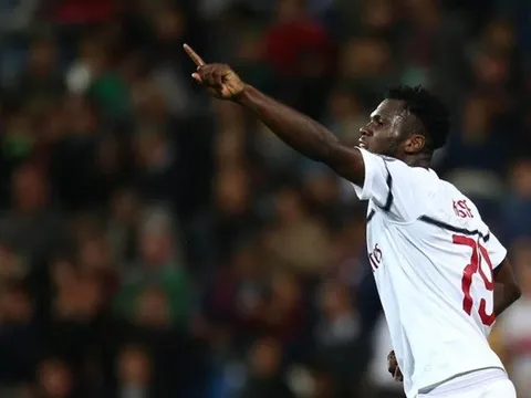 Mục tiêu của Chelsea cam kết tương lai với AC Milan