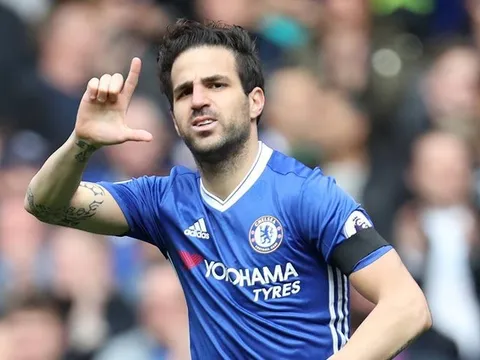 Muốn vô địch, Man Utd cần mua Fabregas ngay và luôn