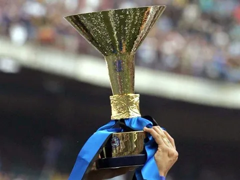 Bảng C Champions League: Có một âm mưu đằng sau "kẻ buông tay"
