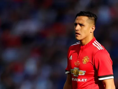 Fan ra "án tử", ngày Sanchez "vẫy chào" Old Trafford không còn xa