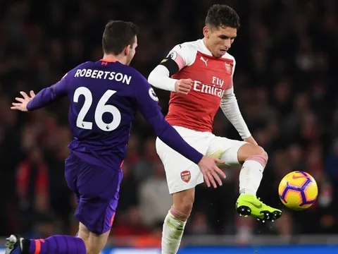 Thi đấu ấn tượng, Torreira được huyền thoại đối thủ khen ngợi hết lời
