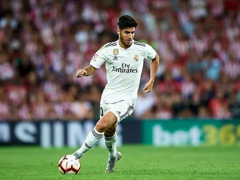 Real Madrid: Hay là để Asensio đá tiền đạo?