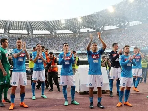 Bốn lí do để tin rằng Napoli nên tập trung giành… Coppa Italia