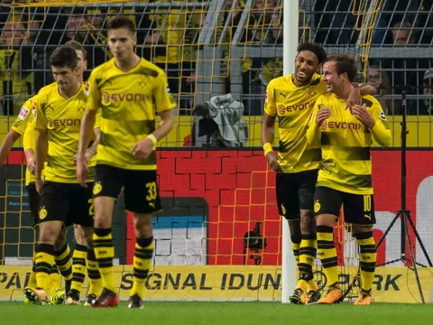 Nã 6 bàn vào lưới đối thủ, Dortmund xây chắc ngôi đầu Bundesliga