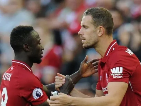 Chọn Keita, Klopp nói lời khiến đội trưởng Liverpool đau lòng