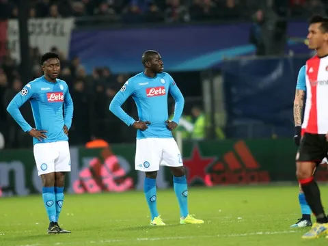 SSC Napoli: Xin đừng bước theo Borussia Dortmund!