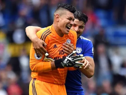 CĐV Cardiff cảm ơn Philippines vì loại thủ môn Etheridge