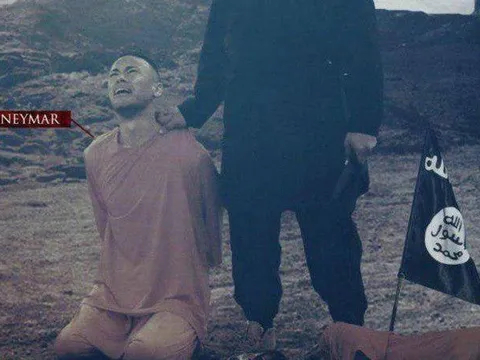 Nemyar 'khóc thét' nhìn Messi bị IS 'chặt đầu'